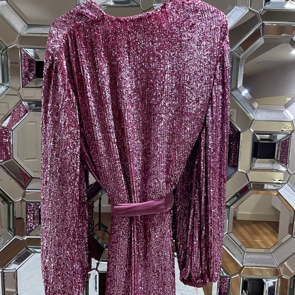 Retrofete GABRIELLE SEQUIN ROBE - Picture 10 of 16